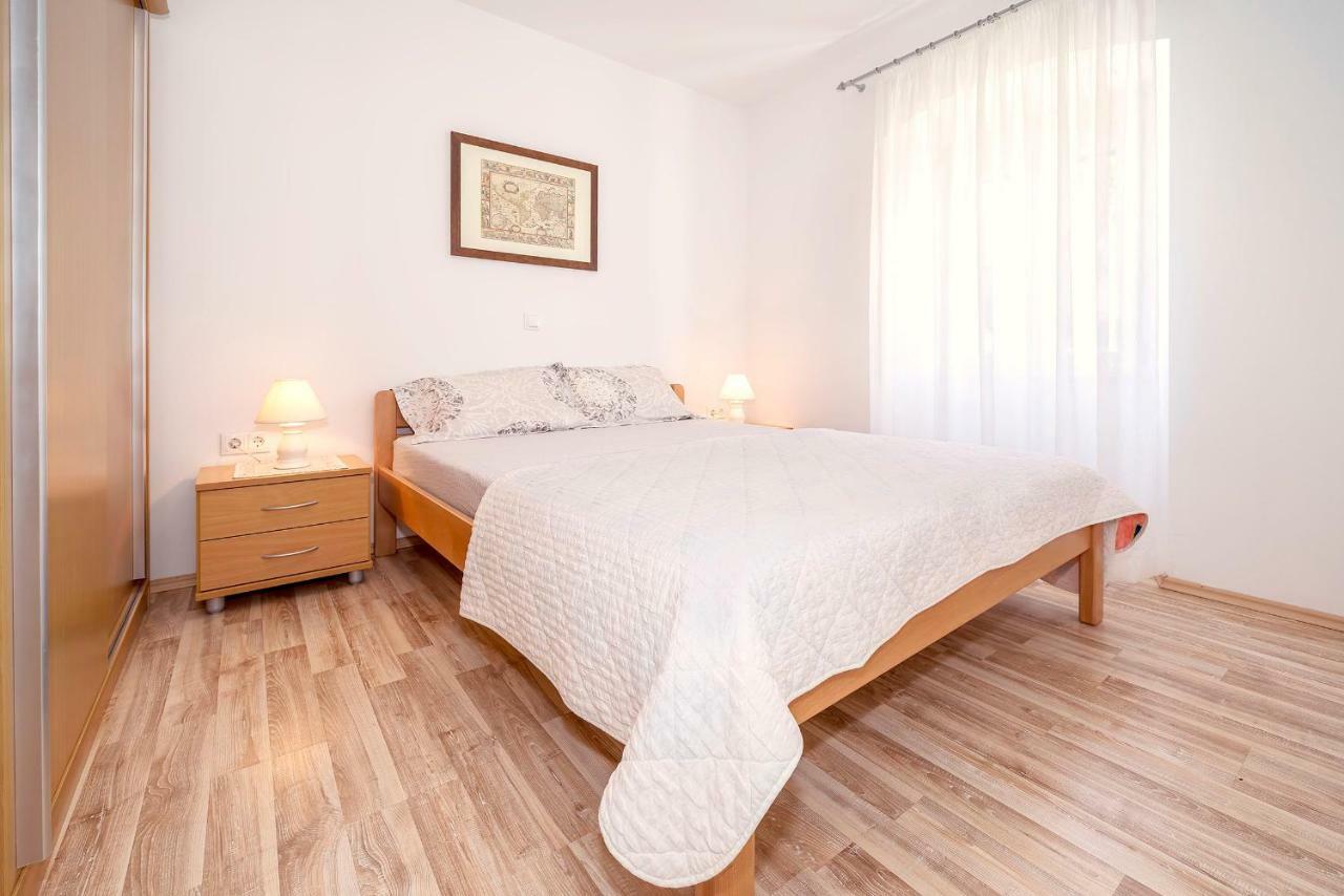 Apartments Dumica Малинска Экстерьер фото